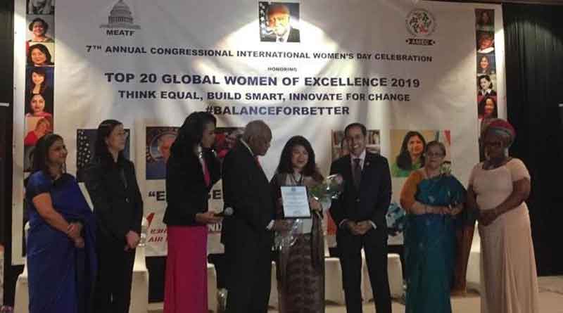 Rosmalawati Chalid mendapat penghargaan Top 20 Global Women of Excellence 2019