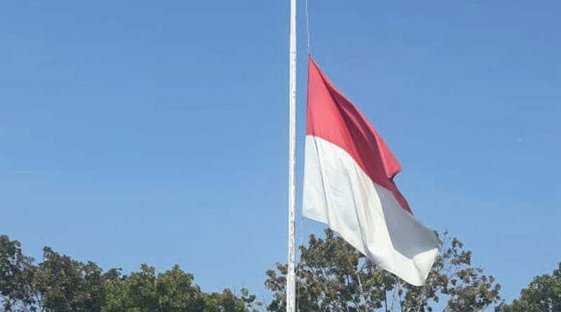 Bendera Setengah Tiang