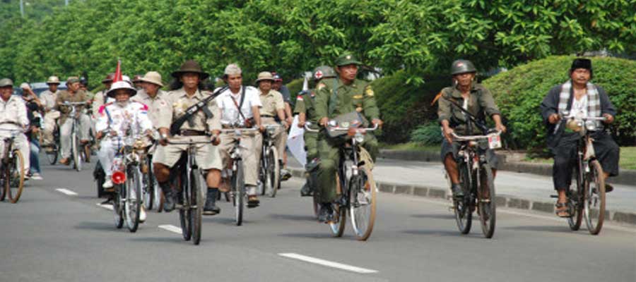 Komunitas Sepeda Tua Indonesia (Kosti)